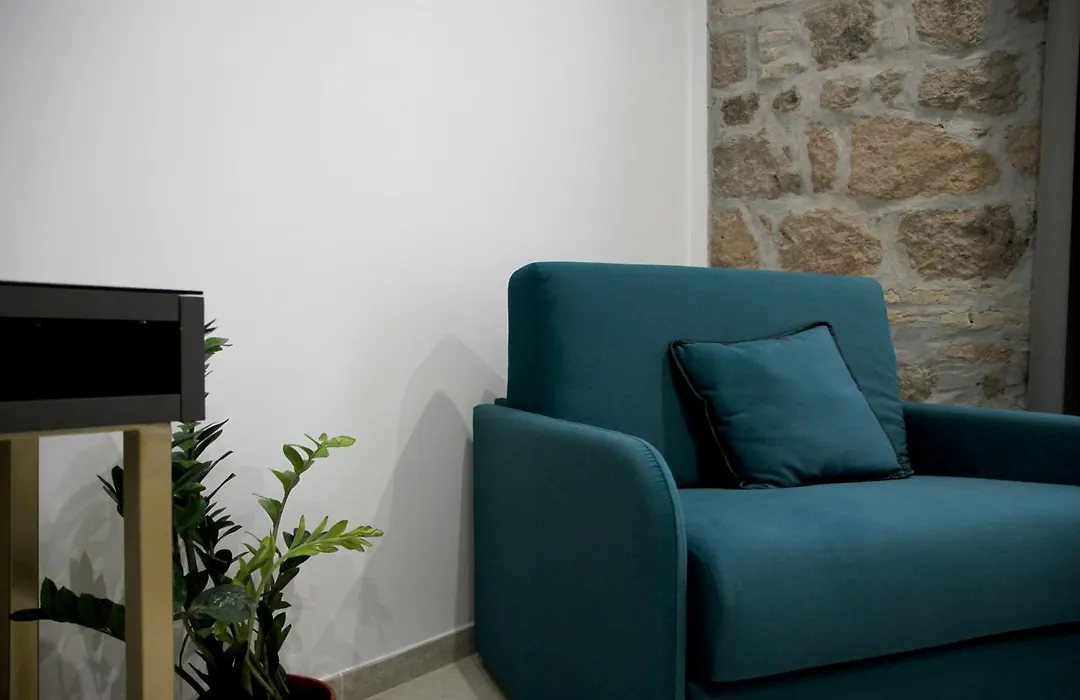 Joyful 148 Luxury Guest House-1